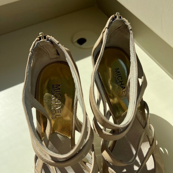 Strappy Beige MICHAEL Michael Kors Patent Heels - Picture 3 of 10